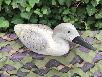 Te koop: Witte houten lokeend beschikbaar voor biedingen