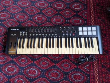 M-Audio Oxygen 49 MK IV midi keyboard en controller  beschikbaar voor biedingen