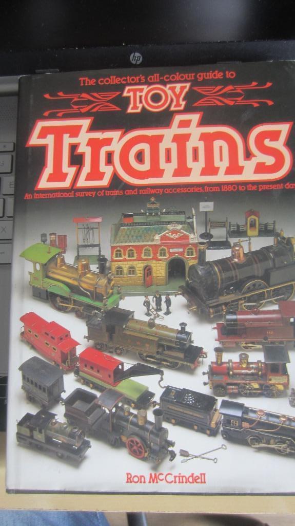 TOY TRAINS,boek(Engelstalig), Hobby en Vrije tijd, Modeltreinen | Overige schalen, Gebruikt, Boek, Tijdschrift of Catalogus, Gelijkstroom of Wisselstroom