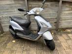 PIAGGIO FLY  -  Sloop / onderdelen !!, Fietsen en Brommers, Scooters | Piaggio, Ophalen, Zo goed als nieuw, Benzine, Fly