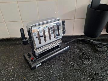 Broodrooster retro vintage  beschikbaar voor biedingen