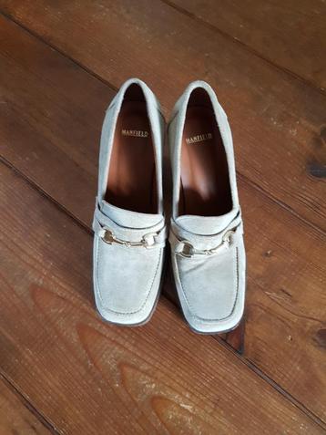 Groene suède loafer met hak van Manfield, maat 40 beschikbaar voor biedingen