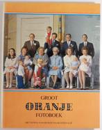 Groot Oranje fotoboek (1971), Verzamelen, Koninklijk Huis en Royalty, Nederland, Tijdschrift of Boek, Gebruikt, Verzenden