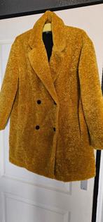 Okergele teddy winterjas, maat L. ZARA., Kleding | Dames, Jassen | Winter, Zara, Geel, Maat 42/44 (L), Ophalen of Verzenden