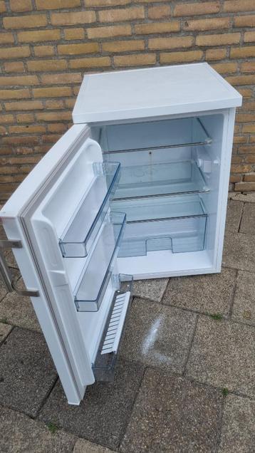 Koelkast merk Eqiusit. Energie klasse A+++.  beschikbaar voor biedingen