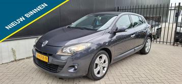 Renault Mégane 1.4 TCe Dynamique NAP NAVI KEYLESS GO XENON beschikbaar voor biedingen
