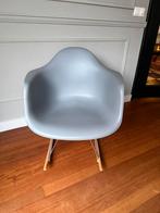 Schommelstoel replica Vitra Eames RAR grijs hout, Huis en Inrichting, Stoelen, Ophalen, Zo goed als nieuw, Hout, Eén