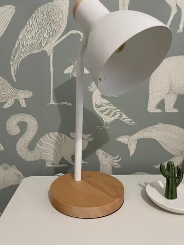 Table lamp beschikbaar voor biedingen