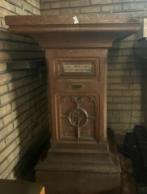 Antieke houten beeldsokkel, preekstoel,massief eiken, kerkme, Antiek en Kunst, Antiek | Religie, Ophalen