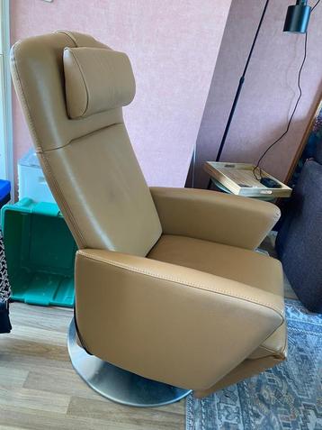 Relaxfauteuil in zeer goede staat in Zwijndrecht KOOPJE! beschikbaar voor biedingen
