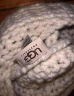 UGG gebreide muts nieuw, UGG, Ophalen of Verzenden, Zo goed als nieuw
