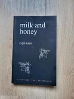 Rupi Kaur Milk and Honey in English. Poetry., Gelezen, Ophalen of Verzenden