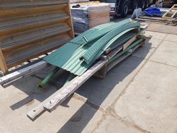 53 - Onderdelen Romney loods, boogloods beschikbaar voor biedingen