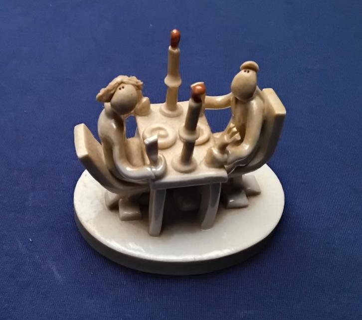 Porseleinen beeldje van Andrew Bull, Verzamelen, Beelden en Beeldjes, Zo goed als nieuw, Overige typen, Ophalen