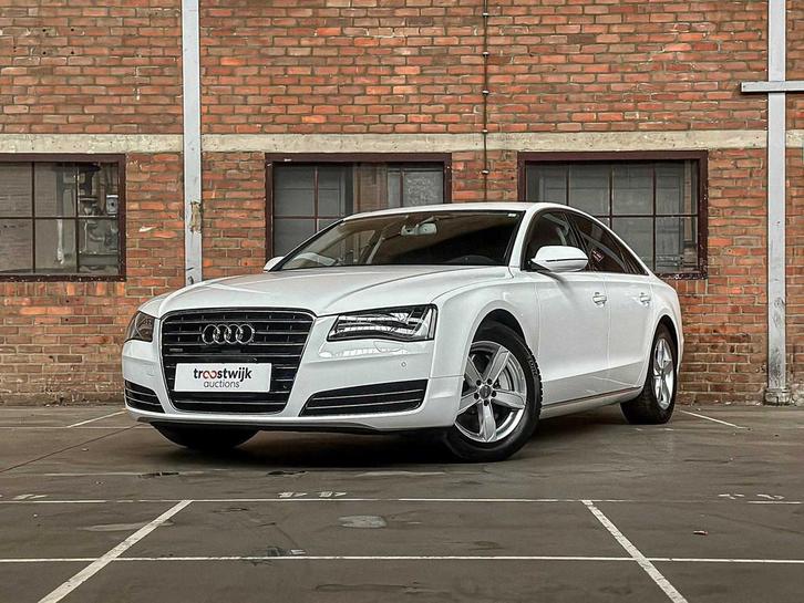 Audi A8 4.2 FSI V8 Quattro 372pk 2011, Auto's, Audi, Bedrijf, A8, Overige brandstoffen, Sedan, Automaat, Gebruikt