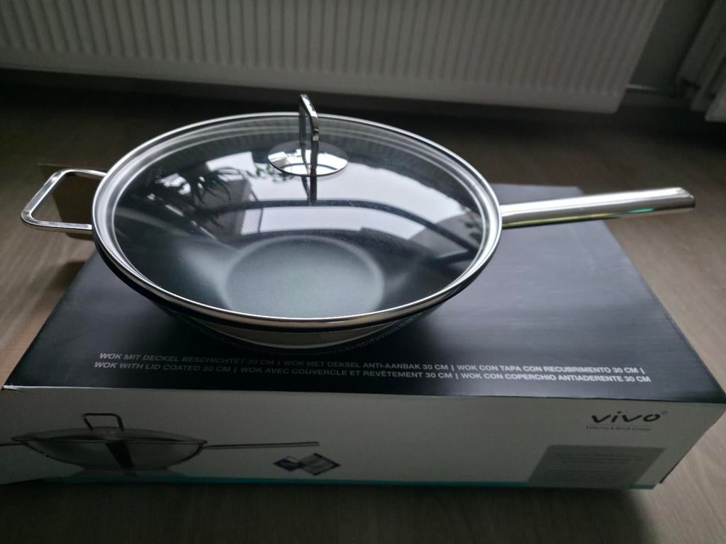 Wokpan Vivo anti-aanbak 30 cm - Nieuw!, Ophalen of Verzenden, Keramische plaat, Wok, Nieuw