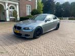 BMW 3-Serie 3.0 I 325 Coupe AUT 2010 Grijs, Auto's, BMW, Automaat, 745 kg, Achterwielaandrijving, 74 €/maand