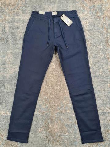 Cast Iron Cope Tapered Jogger W31 L32 NIEUW Bronno3132

 beschikbaar voor biedingen