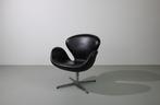 Fritz Hansen Swan Chair, zwart leer, Huis en Inrichting, Minder dan 75 cm, Gebruikt, Metaal, 50 tot 75 cm