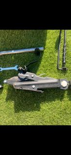 Auto krik Vw Seat Skoda Bieden, Auto diversen, Krikken, Ophalen of Verzenden, Zo goed als nieuw