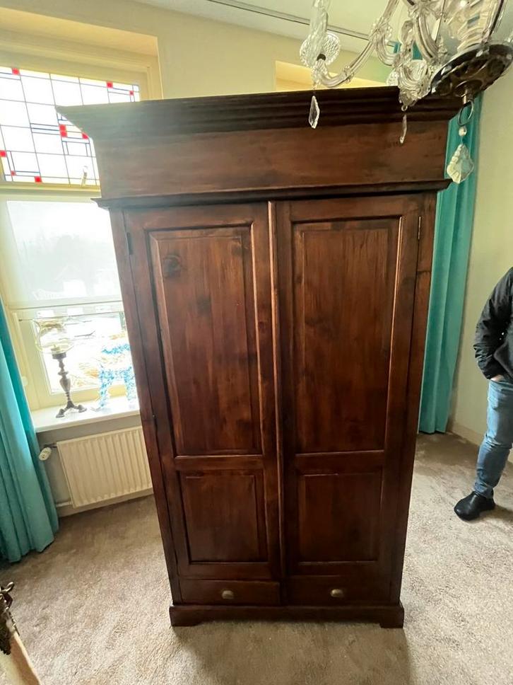 Donkerbruine (linnen) kast, Antiek en Kunst, Antiek | Meubels | Kasten, Ophalen