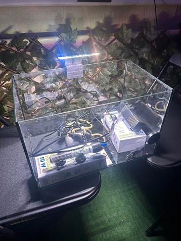 25 liter aquarium beschikbaar voor biedingen