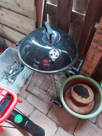 Barbecue barbeque  beschikbaar voor biedingen