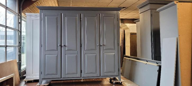 Slaapkamer brocante garderobe vintage kasten, kledingkasten, Antiek en Kunst, Antiek | Meubels | Kasten, Ophalen