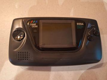 Sega game gear met koffer en 9 games (gear werkt niet) beschikbaar voor biedingen