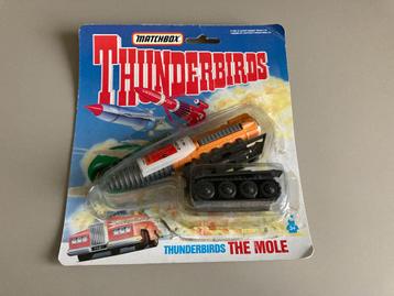 Thunderbirds matchbox The Mole, figuurtjes en speldje 1993