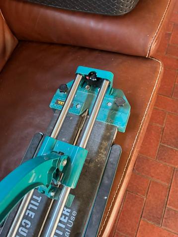 Vevor tegelsnijder groot met laser beschikbaar voor biedingen