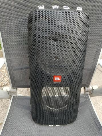 JBL partybox 100  beschikbaar voor biedingen