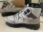 Dr. Martens Boury Mid Grey - Maat 43, Overige kleuren, Boots, Zo goed als nieuw, Dr Martens