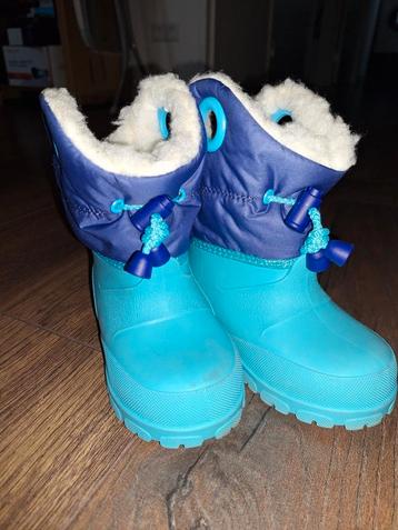 Blauwe snowboots maat 22/23 Decathlon  beschikbaar voor biedingen