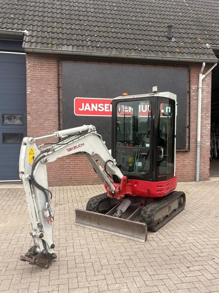 Takeuchi TB23R minigraver BJ2018, Zakelijke goederen, Machines en Bouw | Kranen en Graafmachines, Graafmachine, Ophalen of Verzenden