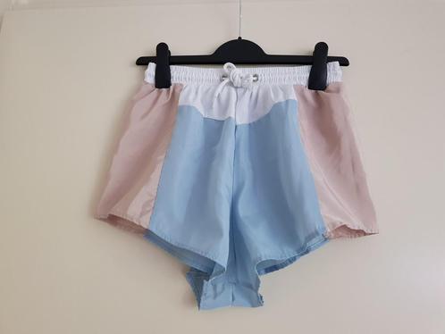 Korte broek voor dames -- maat M / 38 -- merk Rising, Kleding | Dames, Broeken en Pantalons, Zo goed als nieuw, Maat 38/40 (M)