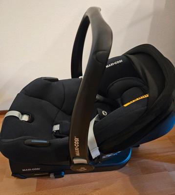 Maxi-cosi Cabriofix + base (isofix)  beschikbaar voor biedingen