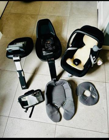 Mooie Maxi cosi met veel extra’s beschikbaar voor biedingen