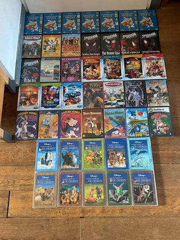Dvd 45 kinder partij walt disney studio100 Spider-Man kuifje beschikbaar voor biedingen