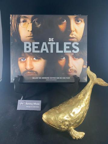 De Beatles boek bomvol posters,kaartjes, memorabilia Lenon