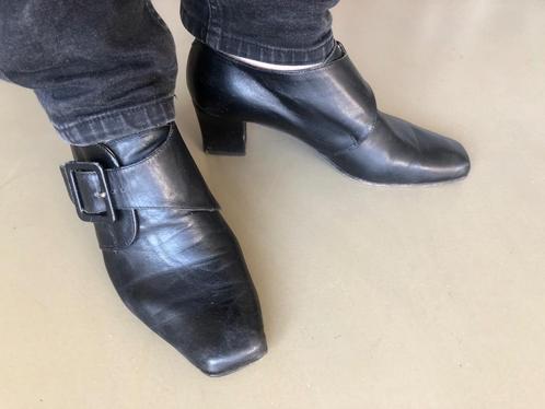 Vintage Dr Adams zwarte lakei schoenen - 38, Kleding | Dames, Schoenen, Zo goed als nieuw, Schoenen met lage hakken, Zwart, Ophalen of Verzenden