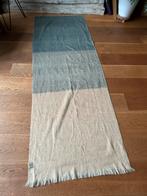 Bufandy grote sjaal of shawl 80% alpaca wol 210 x 70 cm, Kleding | Dames, Ophalen of Verzenden, Gedragen, Maat 46/48 (XL) of groter