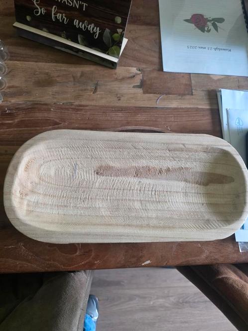 Houten ovale schaal, Huis en Inrichting, Woonaccessoires | Dienbladen, Zo goed als nieuw, Hout, Ovaal, Ophalen of Verzenden