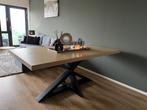 Eiken eettafel met zwart metalen spinpoot te koop, Huis en Inrichting, Ophalen, 100 tot 150 cm, Eikenhout, Vijf personen of meer