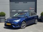 Toyota Avensis Touring Sports 2.0 VVT-i Dynamic | Navigatie, Stof, Euro 6, 4 cilinders, Blauw