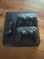 PlayStation 4, Spelcomputers en Games, Spelcomputers | Sony PlayStation 4, Ophalen of Verzenden, Gebruikt, Met 2 controllers, Original