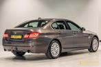 BMW 5-serie 535xi High Executive|NAP|Trekhaak|HUD|E-stoel|Ca, Auto's, BMW, Euro 5, Gebruikt, Vierwielaandrijving, 1740 kg