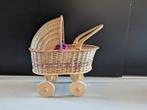 Vintage Poppenwagen van riet en hout, Ophalen, Gebruikt, Babypop