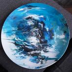 Decoratieve blauwe bord, Ophalen