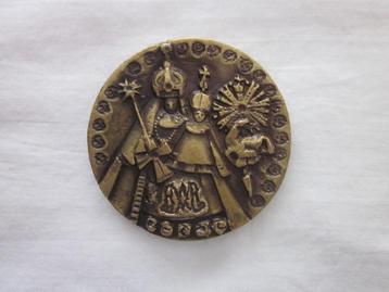 Bronzen penning Heilige Maagd Maria en de heilige Paulus . beschikbaar voor biedingen